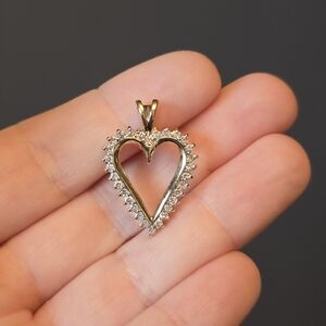 14k Yellow Gold Diamond Heart Pendant